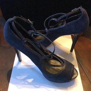 💙WHBM Open toe suede & snake leather trim cross front ankle strap high heels